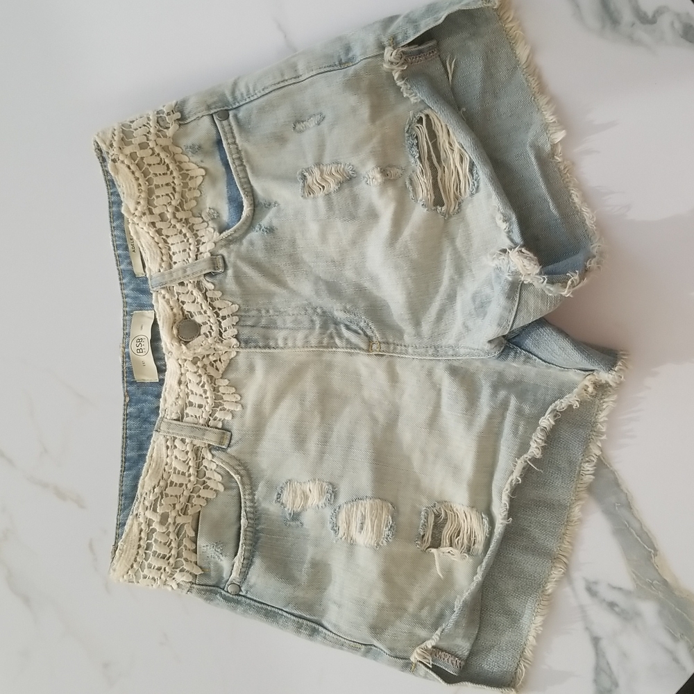 Light Wash Jean Shorts Size 26 from BSB